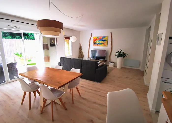 90 M2 Avec Parking Terrasse Balcons, Proche Du Port Et Plages * Аркашон