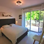 90 M2 Avec Parking Terrasse Balcons, Proche Du Port Et Plages Lägenhet