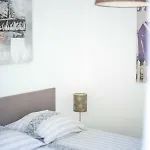 Appartement 90 M2 Avec Parking Terrasse Balcons, Proche Du Port Et Plages