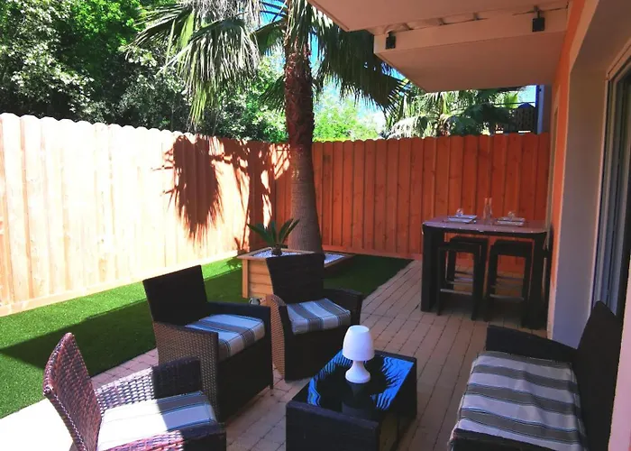 90 M2 Avec Parking Terrasse Balcons, Proche Du Port Et Plages * آركاشو