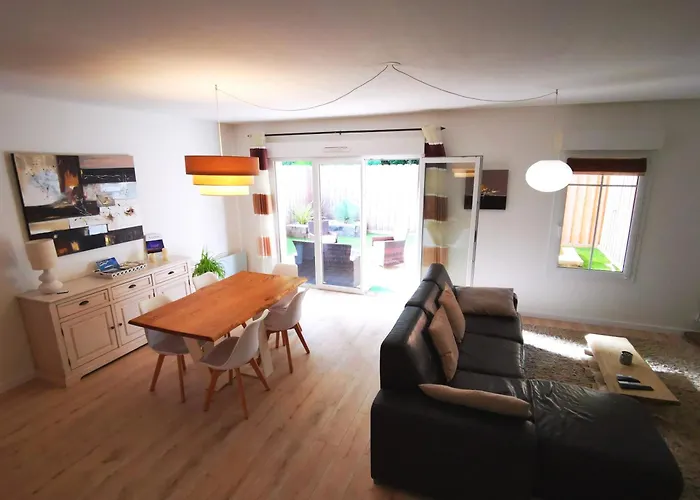 شقة 90 M2 Avec Parking Terrasse Balcons, Proche Du Port Et Plages آركاشو